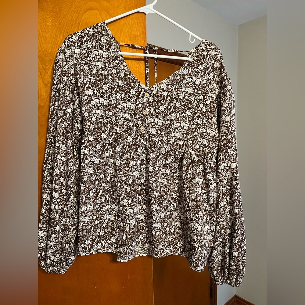 SHEIN Brown and White Patterned Blouse